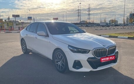 BMW 5 серия, 2023 год, 5 850 000 рублей, 3 фотография