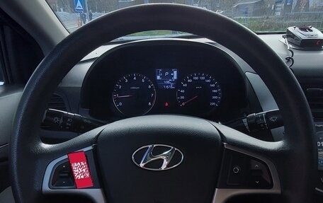 Hyundai Solaris II рестайлинг, 2015 год, 1 300 000 рублей, 10 фотография