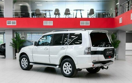 Mitsubishi Pajero IV, 2018 год, 2 990 000 рублей, 4 фотография