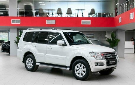 Mitsubishi Pajero IV, 2018 год, 2 990 000 рублей, 3 фотография