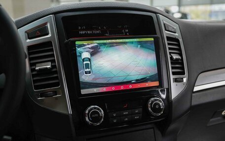 Mitsubishi Pajero IV, 2018 год, 2 990 000 рублей, 12 фотография