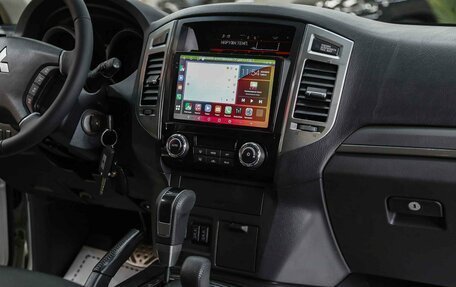 Mitsubishi Pajero IV, 2018 год, 2 990 000 рублей, 13 фотография