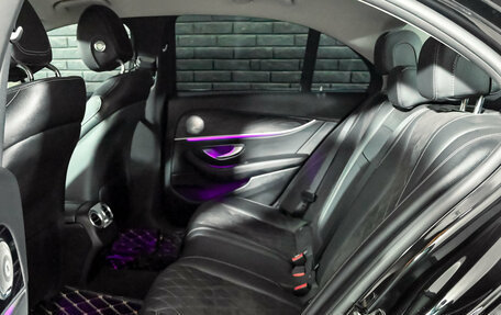 Mercedes-Benz E-Класс, 2017 год, 2 935 000 рублей, 22 фотография