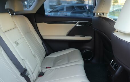 Lexus RX IV рестайлинг, 2018 год, 3 650 000 рублей, 8 фотография