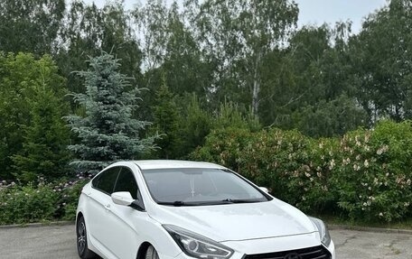 Hyundai i40 I рестайлинг, 2017 год, 900 000 рублей, 1 фотография