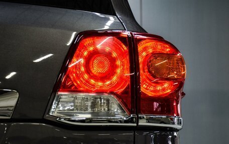 Toyota Land Cruiser 200, 2012 год, 3 999 000 рублей, 7 фотография