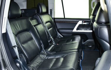 Toyota Land Cruiser 200, 2012 год, 3 999 000 рублей, 10 фотография