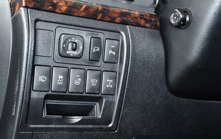 Toyota Land Cruiser 200, 2012 год, 3 999 000 рублей, 24 фотография