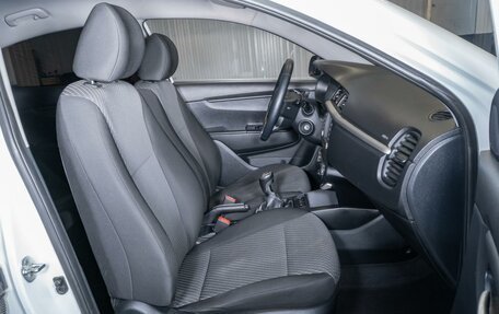 KIA Rio IV, 2018 год, 1 340 000 рублей, 8 фотография