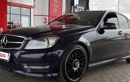 Mercedes-Benz C-Класс, 2011 год, 1 280 000 рублей, 2 фотография