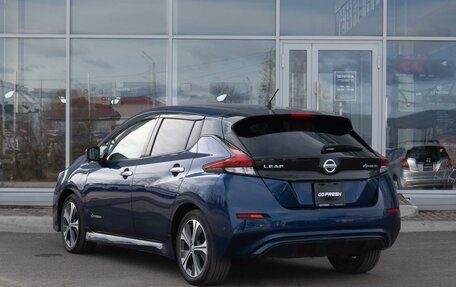 Nissan Leaf II, 2018 год, 1 601 000 рублей, 2 фотография