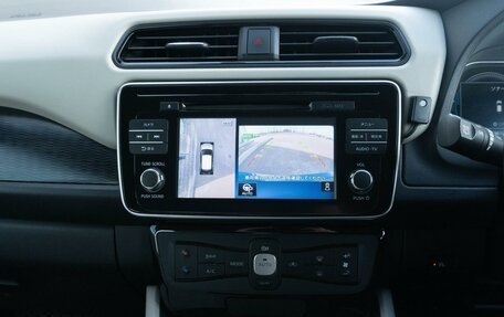 Nissan Leaf II, 2018 год, 1 601 000 рублей, 19 фотография