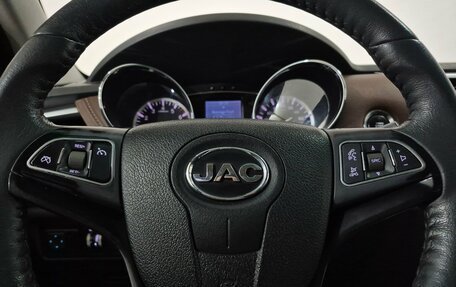 JAC T6, 2022 год, 1 375 000 рублей, 24 фотография