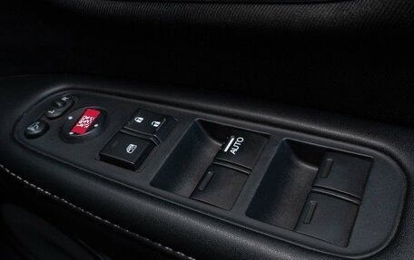 Honda Vezel, 2014 год, 1 351 000 рублей, 17 фотография