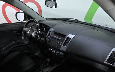 Mitsubishi Outlander III рестайлинг 3, 2011 год, 1 040 000 рублей, 9 фотография