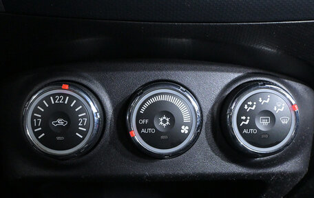Mitsubishi Outlander III рестайлинг 3, 2011 год, 1 040 000 рублей, 14 фотография
