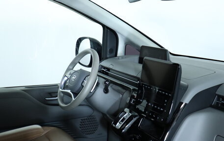 Hyundai Staria, 2021 год, 4 500 000 рублей, 10 фотография