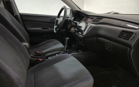 Mitsubishi Lancer IX, 2004 год, 320 000 рублей, 16 фотография
