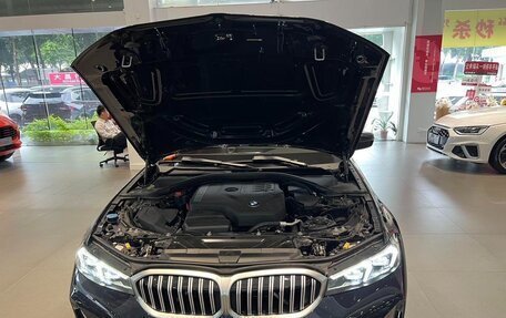 BMW 3 серия, 2023 год, 3 000 000 рублей, 8 фотография