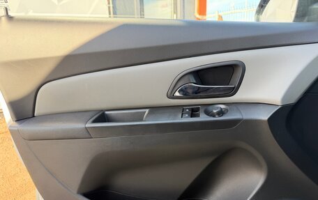 Chevrolet Cruze II, 2012 год, 640 000 рублей, 13 фотография