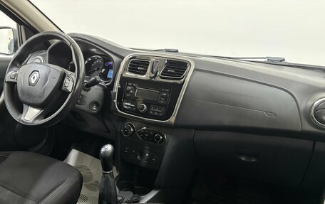Renault Sandero II рестайлинг, 2016 год, 800 000 рублей, 15 фотография