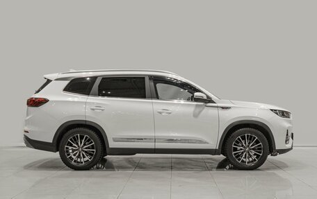 Chery Tiggo 8 Pro, 2022 год, 1 950 000 рублей, 5 фотография