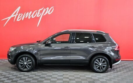 Volkswagen Touareg III, 2011 год, 1 550 000 рублей, 2 фотография