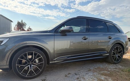 Audi Q7, 2024 год, 11 000 000 рублей, 3 фотография
