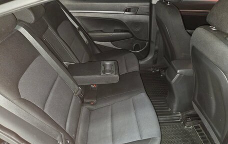Hyundai Elantra VI рестайлинг, 2016 год, 1 270 000 рублей, 13 фотография