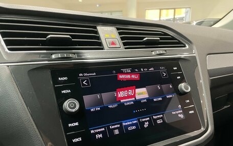 Volkswagen Tiguan II, 2020 год, 3 100 000 рублей, 19 фотография