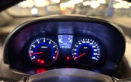 Hyundai Solaris II рестайлинг, 2015 год, 500 000 рублей, 14 фотография