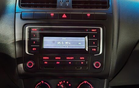 Volkswagen Polo VI (EU Market), 2015 год, 995 000 рублей, 13 фотография