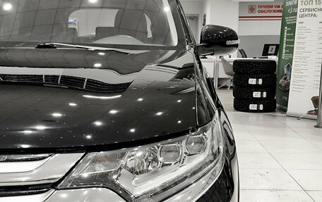 Mitsubishi Outlander III рестайлинг 3, 2015 год, 2 220 000 рублей, 21 фотография