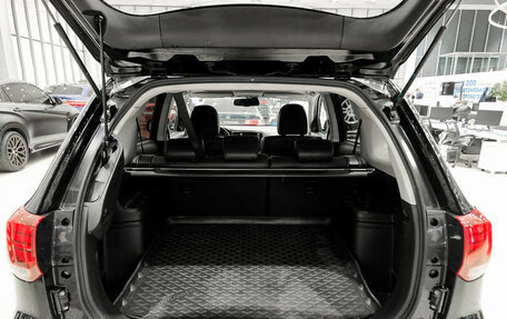 Mitsubishi Outlander III рестайлинг 3, 2015 год, 2 220 000 рублей, 12 фотография