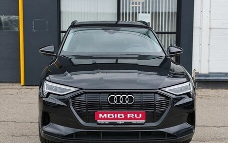 Audi e-tron I, 2020 год, 3 940 000 рублей, 3 фотография