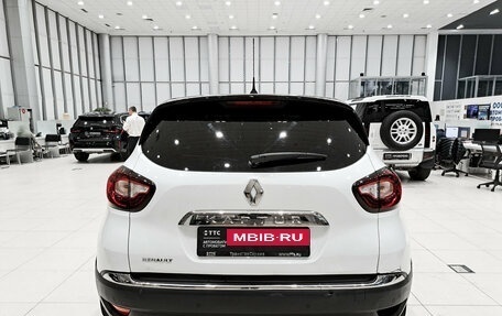 Renault Kaptur I рестайлинг, 2017 год, 899 000 рублей, 7 фотография