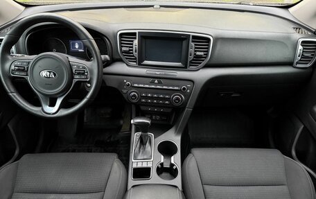 KIA Sportage IV рестайлинг, 2018 год, 1 919 000 рублей, 9 фотография