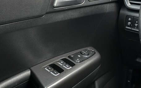KIA Sportage IV рестайлинг, 2018 год, 1 919 000 рублей, 15 фотография