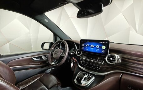 Mercedes-Benz V-Класс, 2018 год, 4 397 000 рублей, 13 фотография