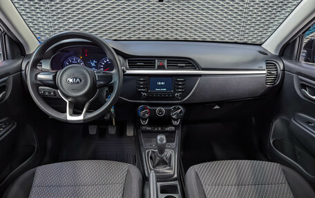 KIA Rio IV, 2017 год, 1 099 000 рублей, 12 фотография