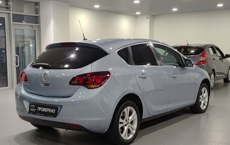 Opel Astra J, 2011 год, 495 000 рублей, 9 фотография