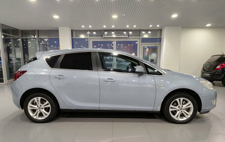 Opel Astra J, 2011 год, 495 000 рублей, 8 фотография