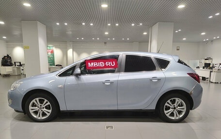 Opel Astra J, 2011 год, 495 000 рублей, 12 фотография