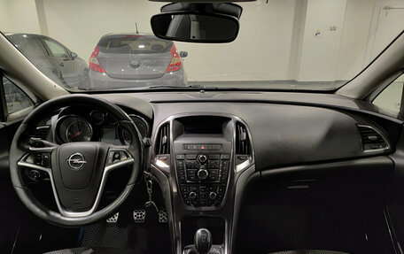 Opel Astra J, 2011 год, 495 000 рублей, 18 фотография