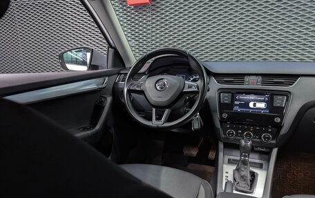 Skoda Octavia, 2018 год, 1 680 000 рублей, 14 фотография