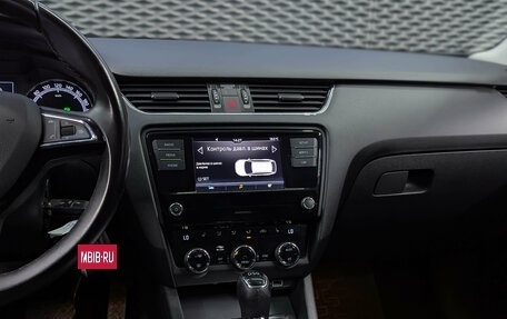 Skoda Octavia, 2018 год, 1 680 000 рублей, 17 фотография