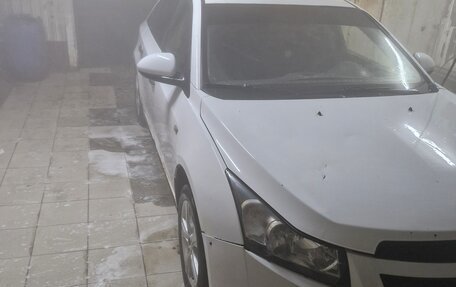 Chevrolet Cruze II, 2010 год, 300 000 рублей, 9 фотография