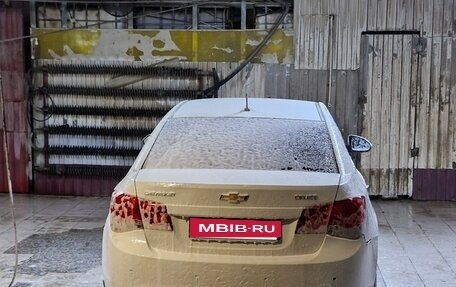 Chevrolet Cruze II, 2010 год, 300 000 рублей, 10 фотография
