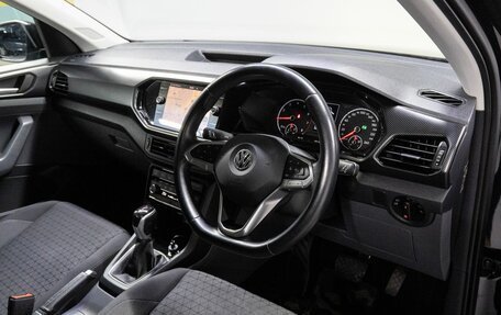 Volkswagen T-Cross I, 2019 год, 1 749 000 рублей, 10 фотография