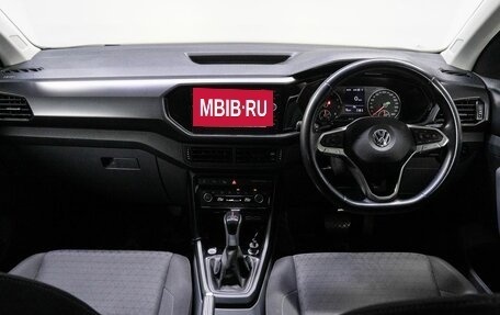 Volkswagen T-Cross I, 2019 год, 1 749 000 рублей, 18 фотография